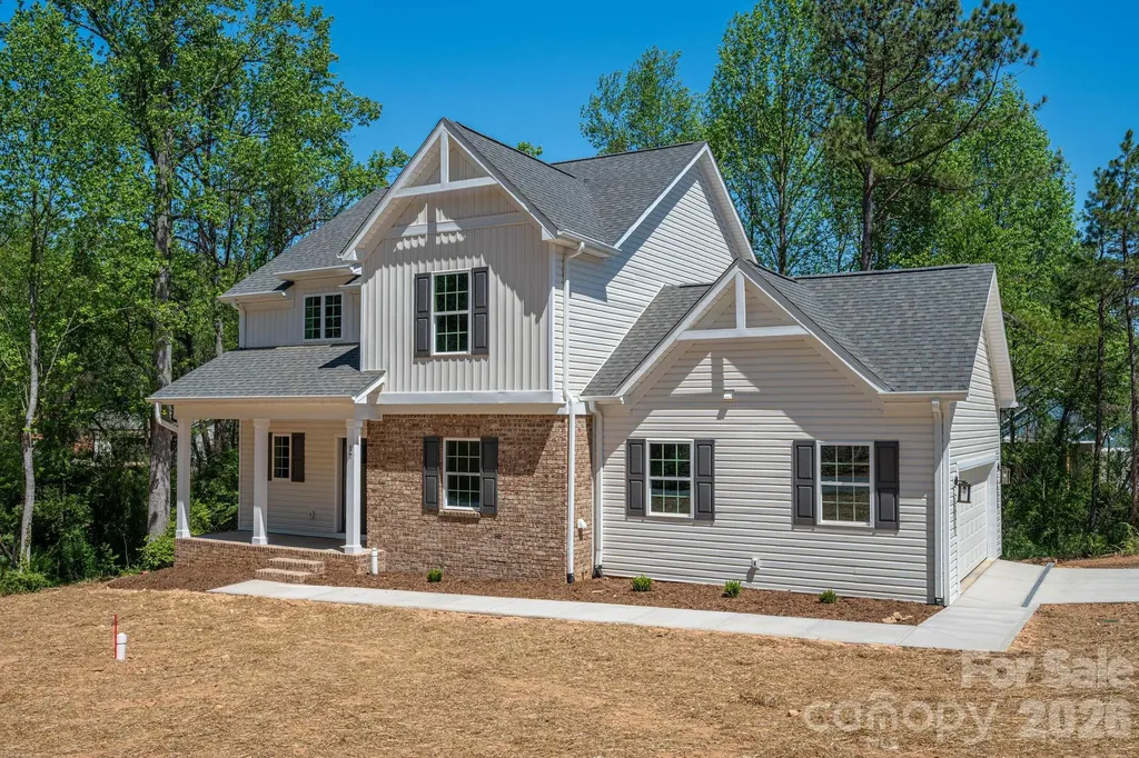 17 Tennyson Drive Taylorsville NC 28681
