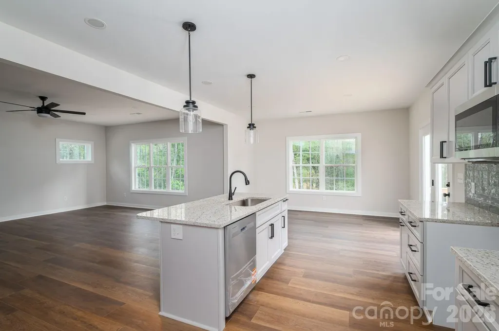 17 Tennyson Drive Taylorsville NC 28681