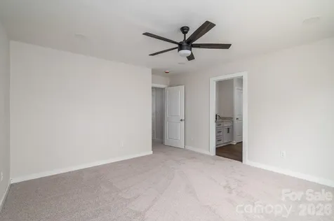 17 Tennyson Drive Taylorsville NC 28681