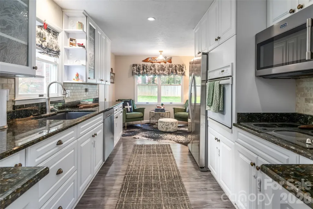 117 Brandon Road Hendersonville NC 28739
