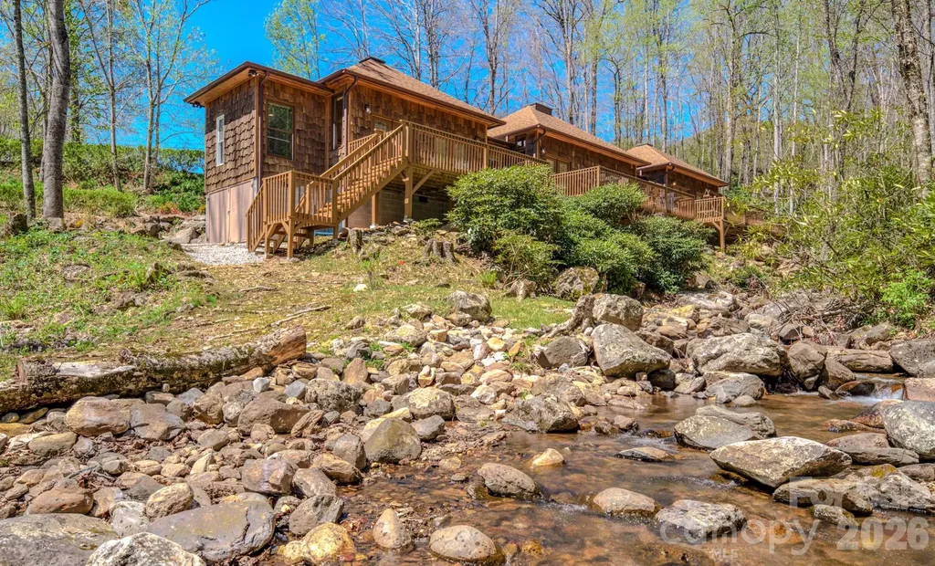 426 Cook Town Road Bakersville NC 28705
