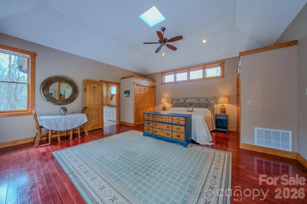 426 Cook Town Road Bakersville NC 28705