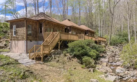 426 Cook Town Road Bakersville NC 28705