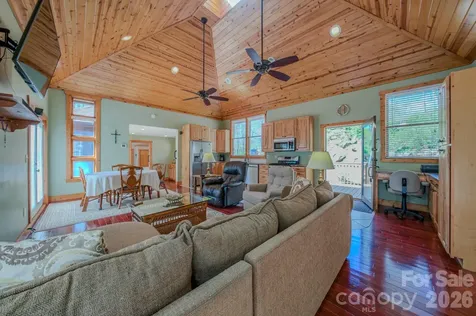 426 Cook Town Road Bakersville NC 28705
