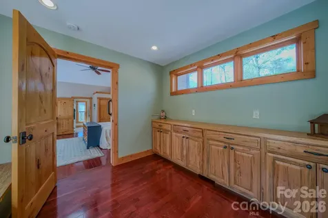 426 Cook Town Road Bakersville NC 28705