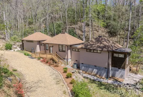 426 Cook Town Road Bakersville NC 28705
