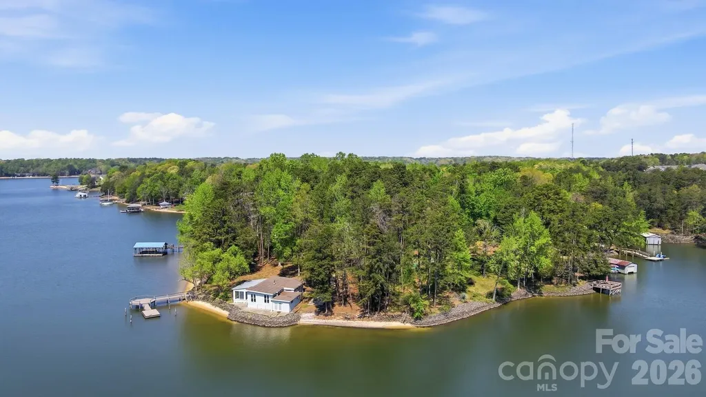15609 Chatfield Drive Charlotte NC 28278