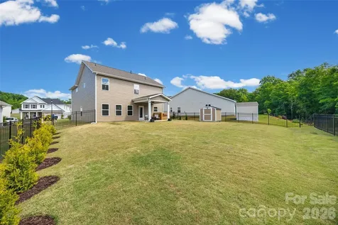 1521 Black Walnut Street Monroe NC 28112