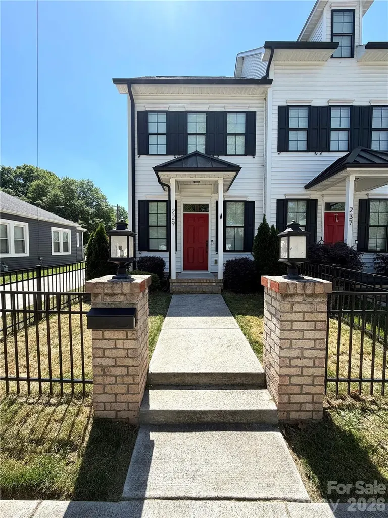 229 W G Street Kannapolis NC 28081