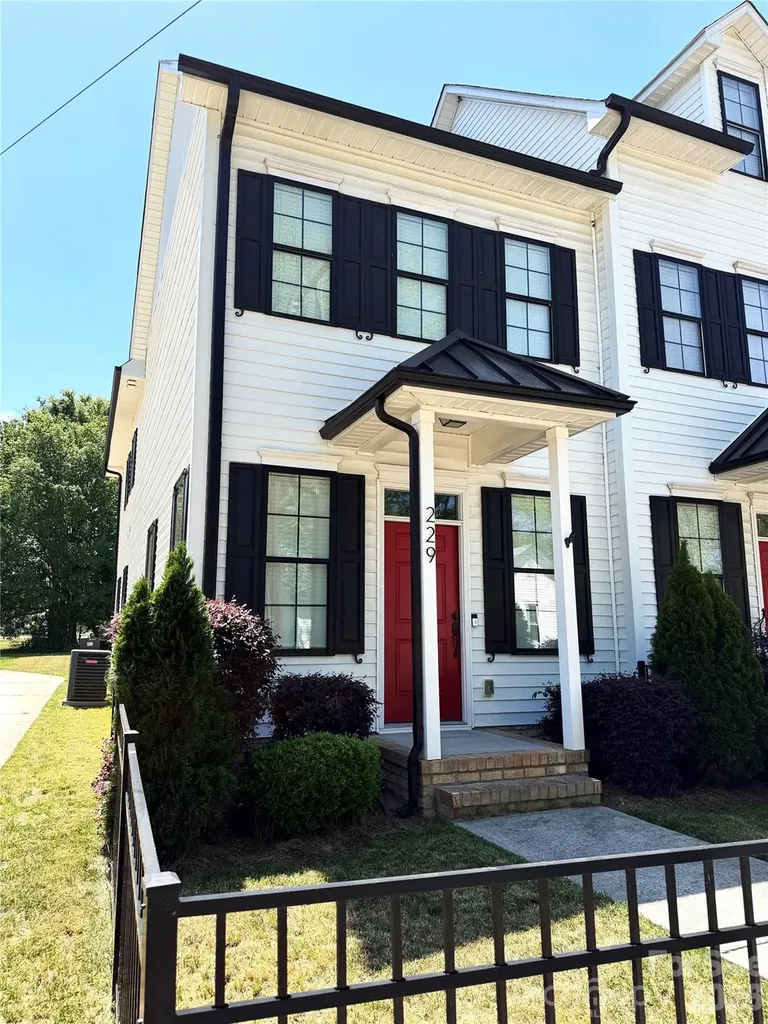 229 W G Street Kannapolis NC 28081