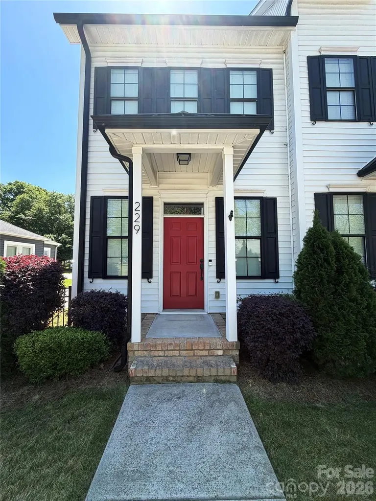 229 W G Street Kannapolis NC 28081
