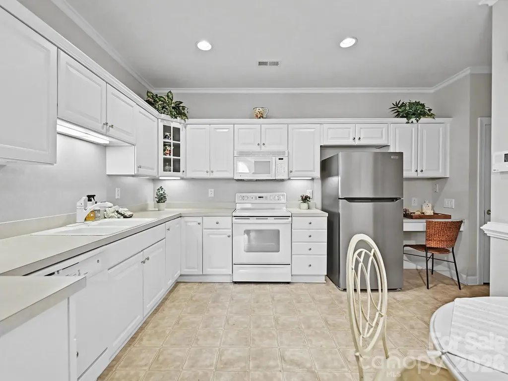 8655 Windsor Ridge Drive Charlotte NC 28277
