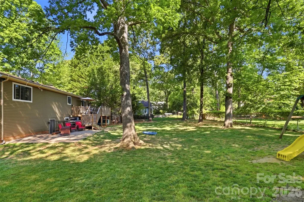 6723 Rollingridge Drive Charlotte NC 28211