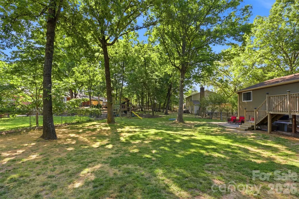 6723 Rollingridge Drive Charlotte NC 28211