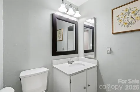 6723 Rollingridge Drive Charlotte NC 28211