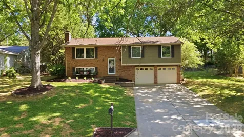 6723 Rollingridge Drive Charlotte NC 28211