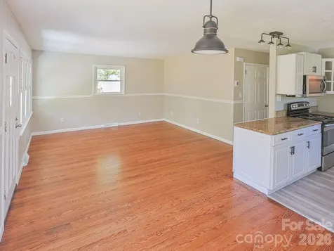 40 Oakley Road Asheville NC 28803