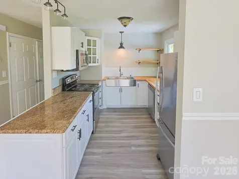 40 Oakley Road Asheville NC 28803