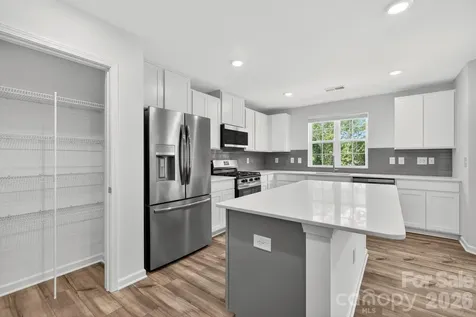 490 Sand Dunes Drive Kannapolis NC 28081