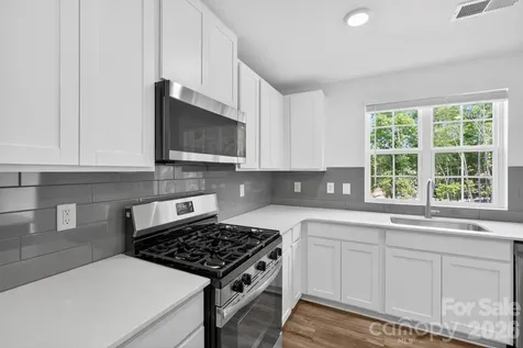 490 Sand Dunes Drive Kannapolis NC 28081