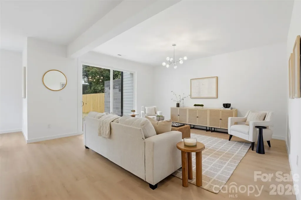 2822 Dogwood Avenue Charlotte NC 28206