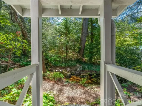 300 Ivy Terrace Drive Saluda NC 28773