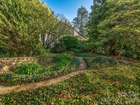300 Ivy Terrace Drive Saluda NC 28773