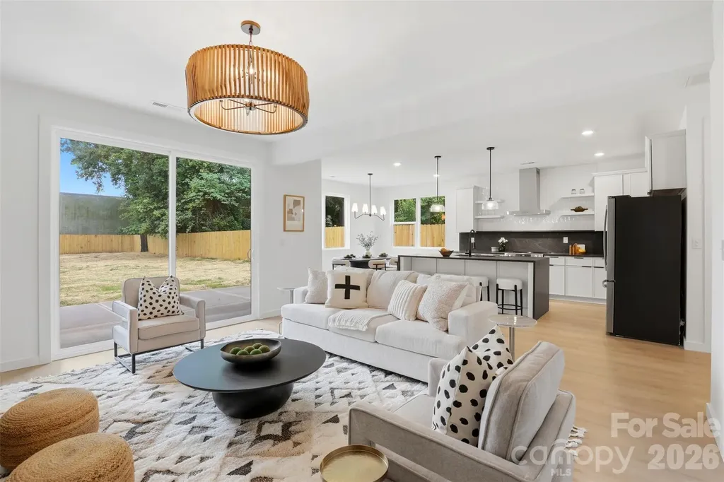 2818 Dogwood Avenue Charlotte NC 28206