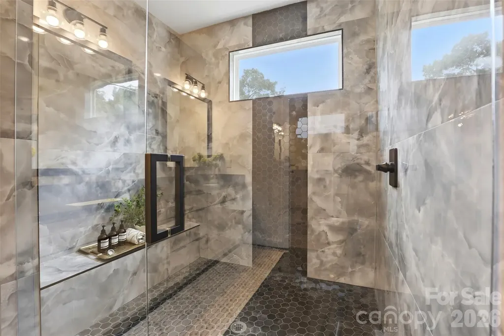2818 Dogwood Avenue Charlotte NC 28206