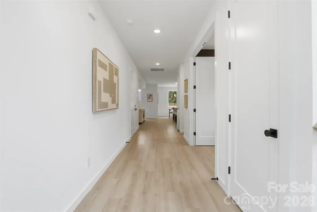 2818 Dogwood Avenue Charlotte NC 28206