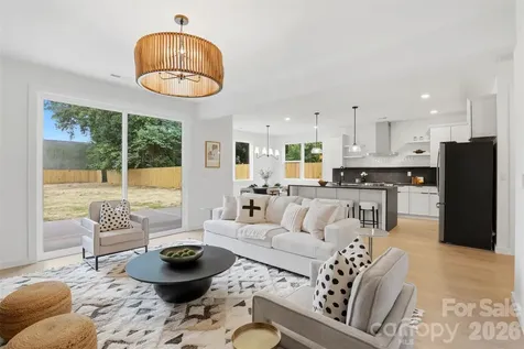 2818 Dogwood Avenue Charlotte NC 28206