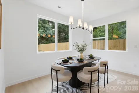 2818 Dogwood Avenue Charlotte NC 28206