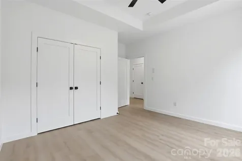 2818 Dogwood Avenue Charlotte NC 28206
