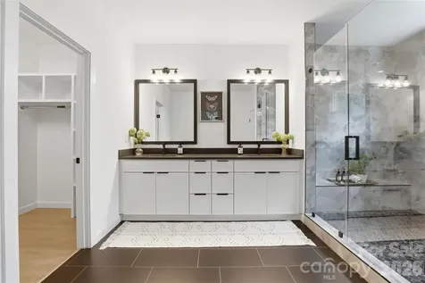 2818 Dogwood Avenue Charlotte NC 28206