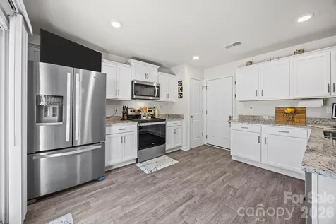 385 Olivia Court Lexington NC 27292