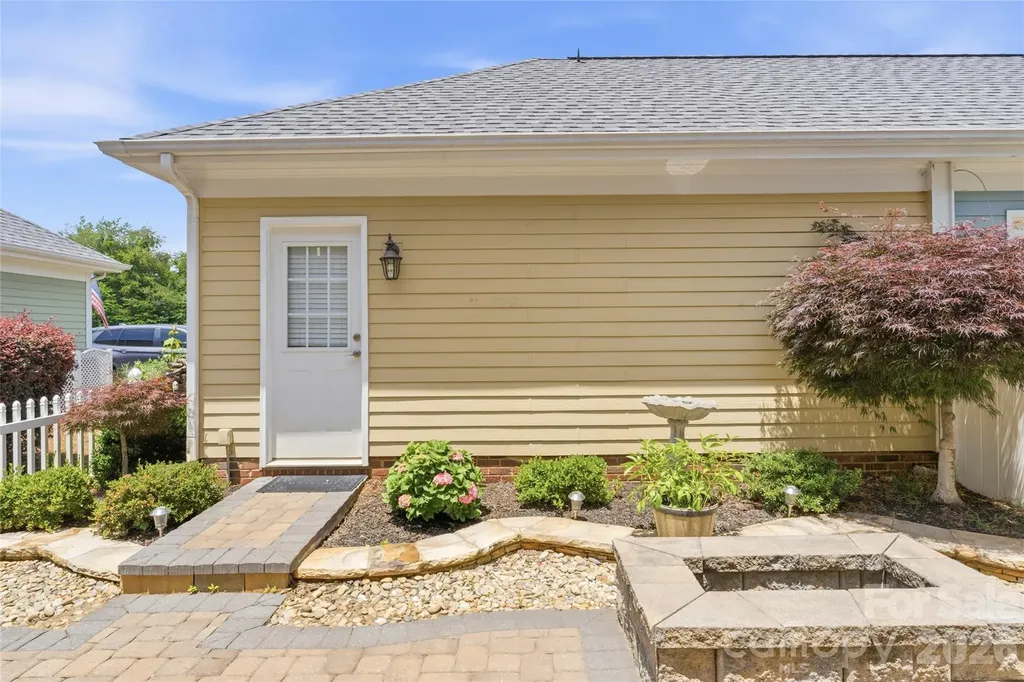 13624 Morehouse Street Huntersville NC 28078