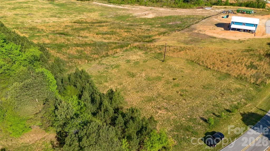 1075 Ring Tail Road Claremont NC 28610