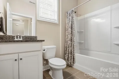 5032 Lydney Circle Waxhaw NC 28173
