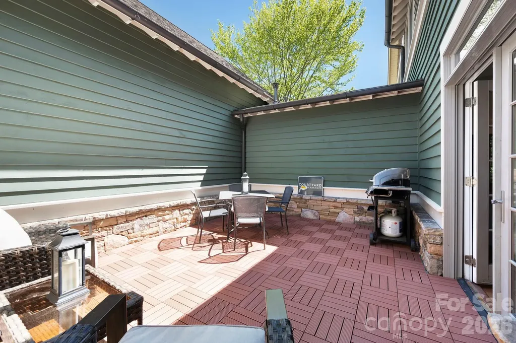 4 Fitzgerald Road Black Mountain NC 28711