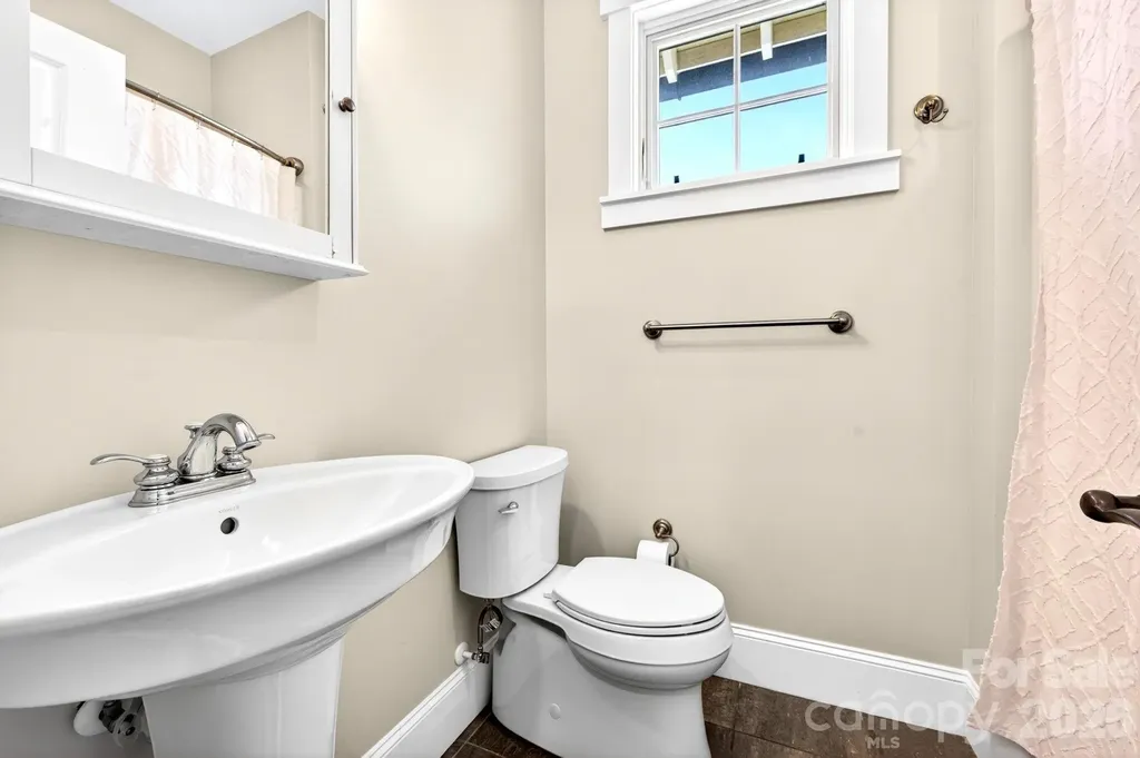 4 Fitzgerald Road Black Mountain NC 28711