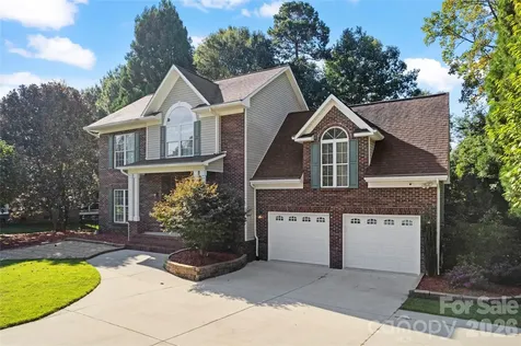 220 35th Avenue NE Hickory NC 28601
