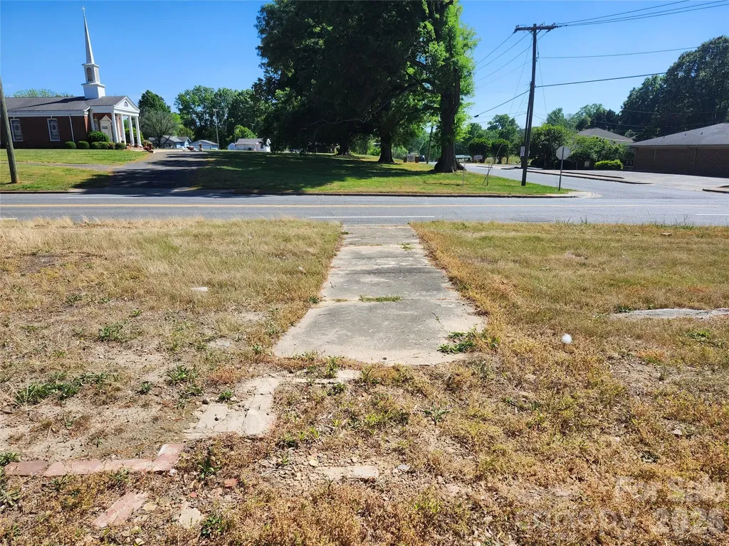 201 E Phifer Street Monroe NC 28110