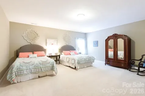 6704 Montgomery Road Lake Wylie SC 29710