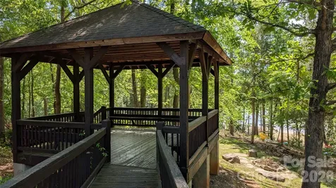 6704 Montgomery Road Lake Wylie SC 29710