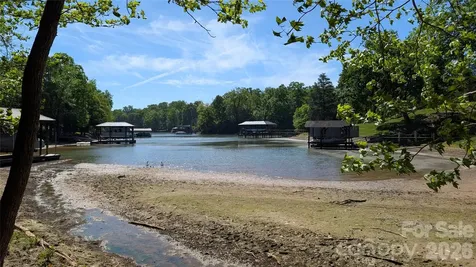 6704 Montgomery Road Lake Wylie SC 29710
