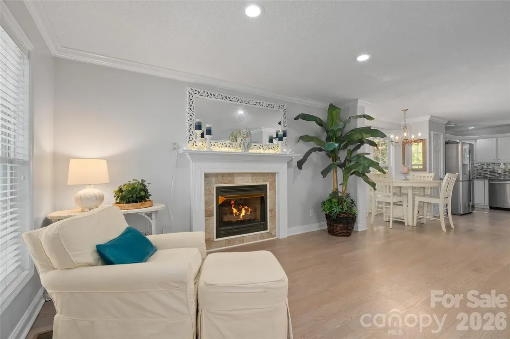 119 Friendly Lane Asheville NC 28806