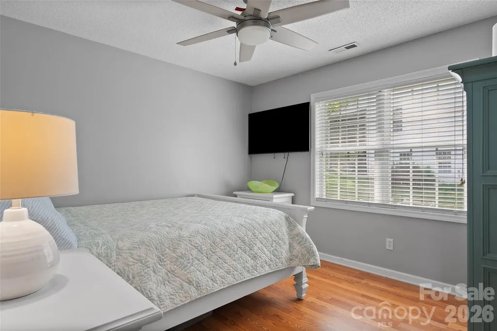119 Friendly Lane Asheville NC 28806