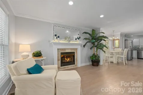 119 Friendly Lane Asheville NC 28806