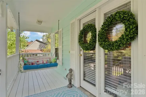 119 Friendly Lane Asheville NC 28806