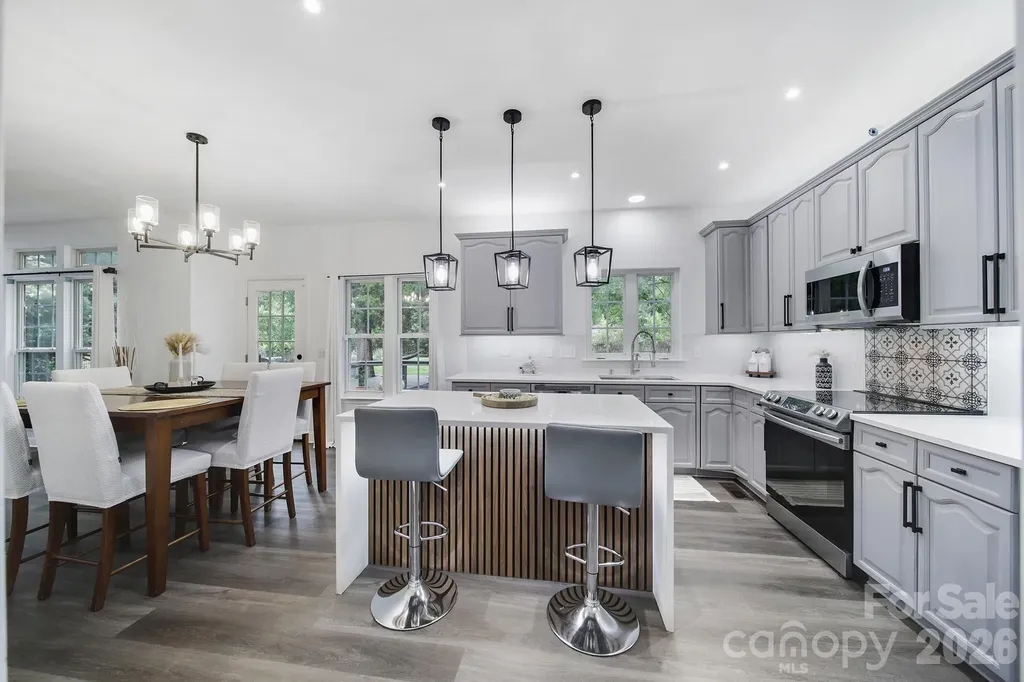 9954 Mitchell Glen Drive Charlotte NC 28277